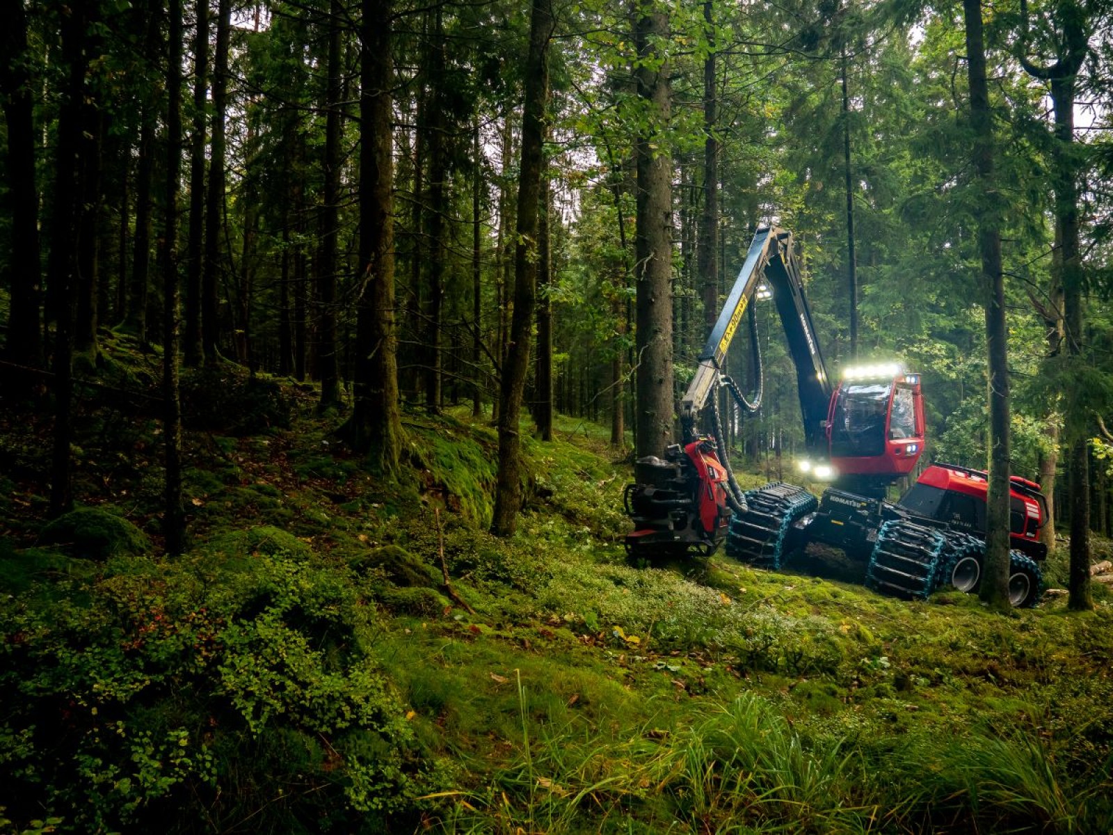 Megérkezett a Komatsu új harvestere