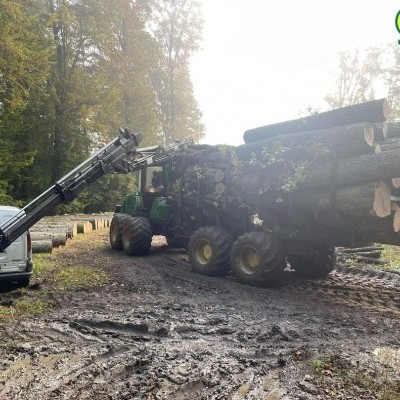 Szakony Milán: John Deere 1210e????