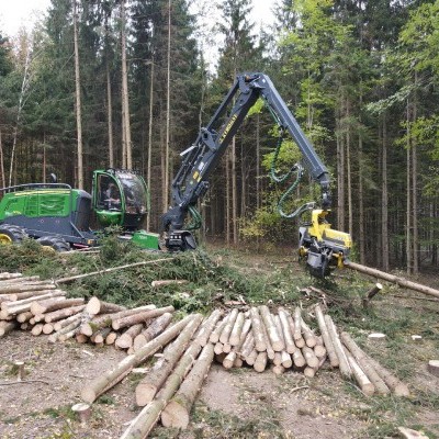 John Deere erdészeti gépbemutató Kercaszomorban