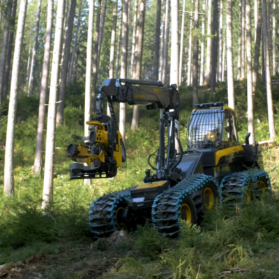 VIDEÓ - Új Ponsse harvester és csörlős rendszer, Westtech, Jenz és Sampo érdekességek