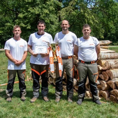 Izgalmas versenyen megállíthatatlanok voltak a gemenci favágók - STIHL Bajnokok Bajnoka fakitermelő kupa