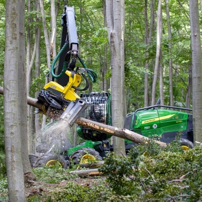 John Deere harvester bemutatózott a Bakonyban