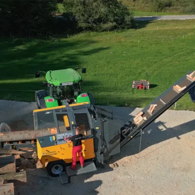 Nagy kapacitású tűzifa-feldolgozó gépet keres? A TITÁN biztos választás!